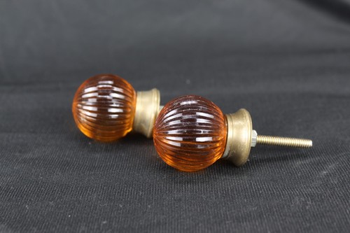 Retro Amber Glass Ribbed Cabinet Knobs Drawer Pulls - Vintage Style Set of 2 - Picture 6 of 10