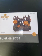 PUMPKIN POST FG Square PUMPKIN HOLLOW 2025 NEW #280-9302