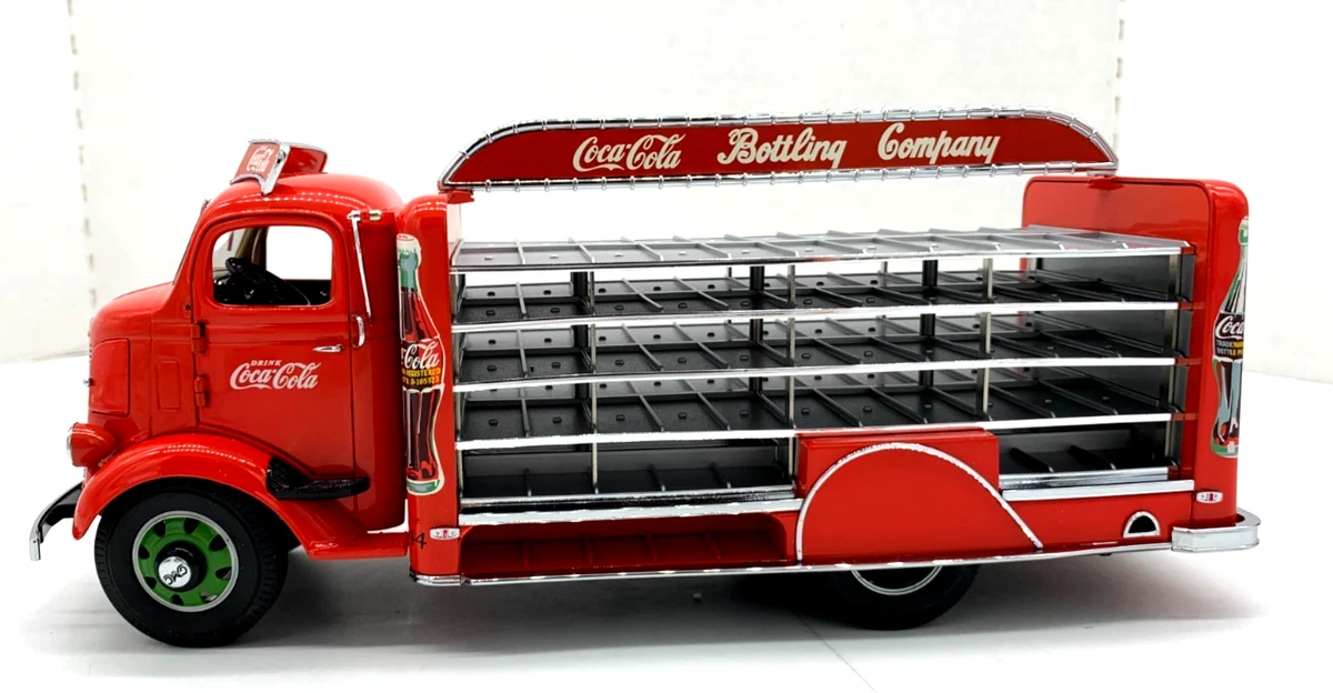Coca-Cola 配送トラック　danbury mint Danbury Mint 1:24 1928 International SL-36 Delivery Truck: Coca Cola