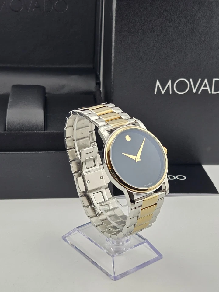 Reloj Movado Museum para hombre esfera negra dos tonos restaurado - 2100016 (precio de venta sugerido por el fabricante 995 USD) Foto 3 de 4