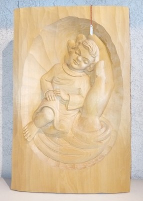 Wandbild, Kind in der Hand, Linde handgeschnitzt natur, 39*25 cm