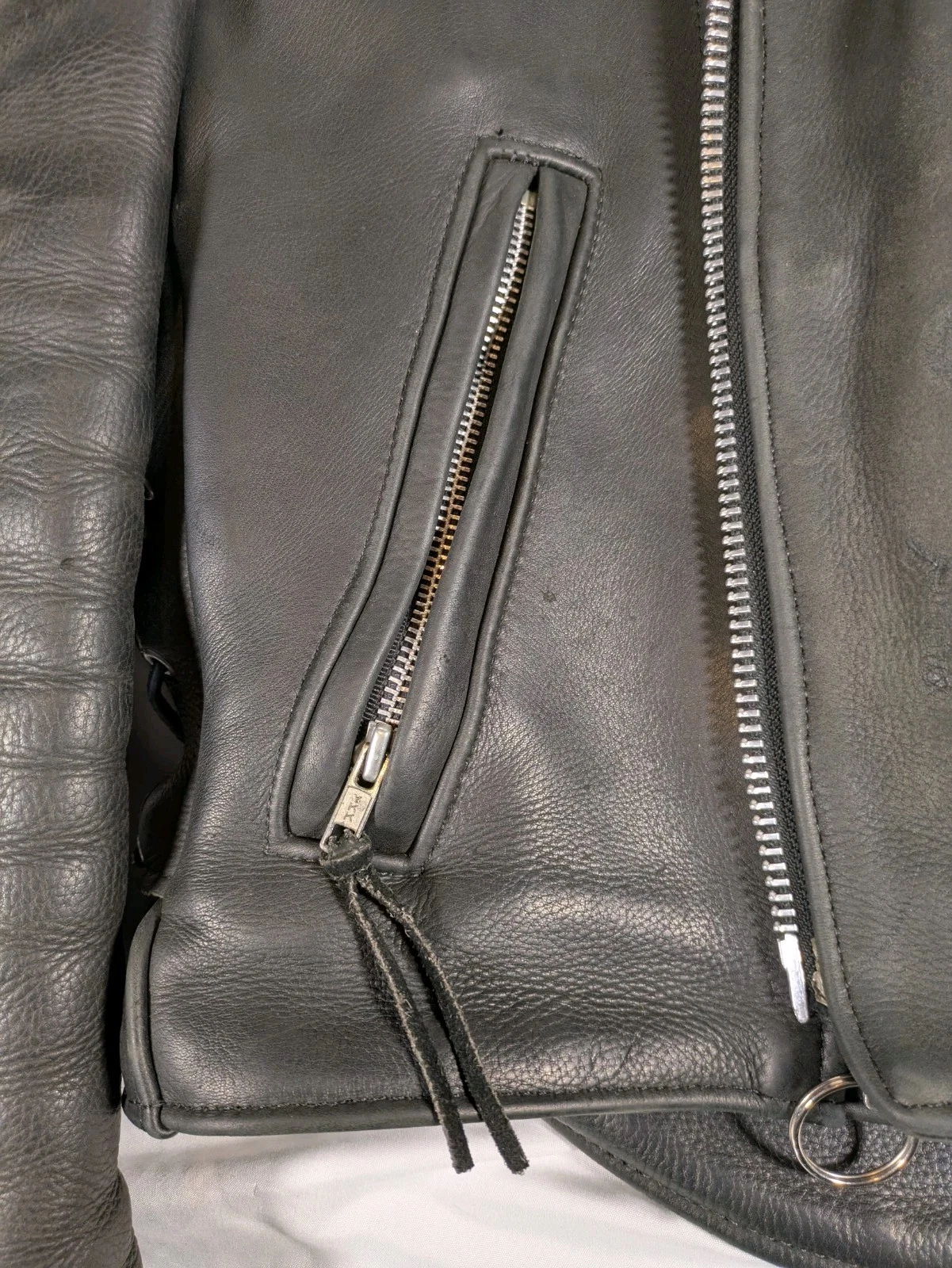 Picture 4 of 19