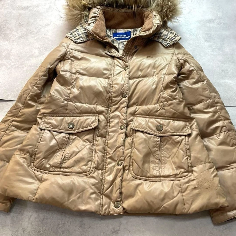 BURBERRY BLUELABEL Down Coat, jacket Camel Beige, Size M, Japan - Image 3 of 4