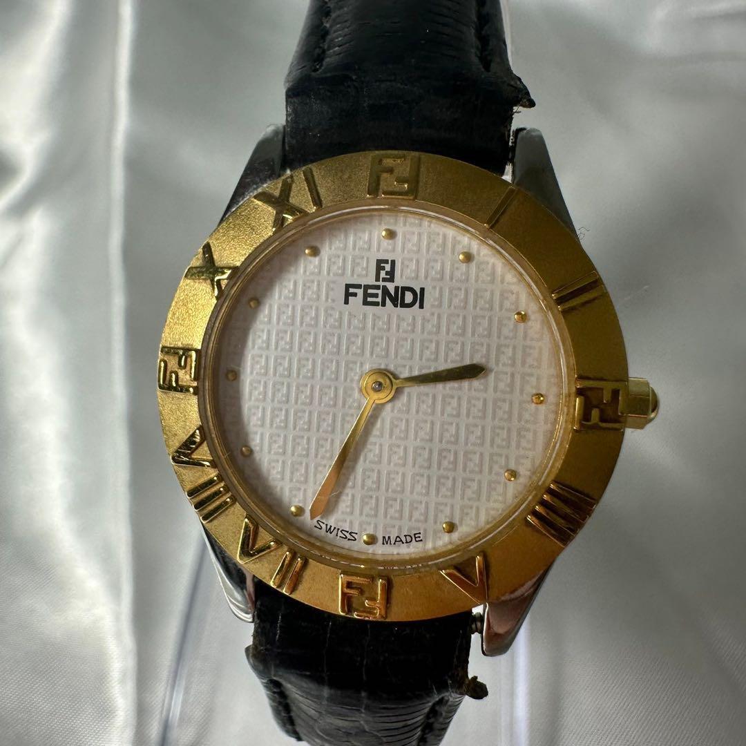 Fendi Zucca-patterned Dial FF Logo 2000L Quartz Watch Women 