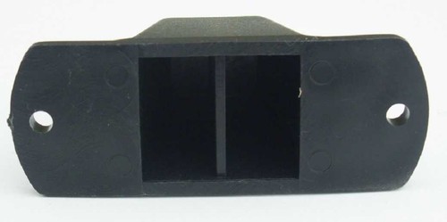8 Stück Adam Hall 4982 Plastikfuß 85 x 33 x 43 mm Gerätefüße Boxenfuß Gehäusefuß - Picture 5 of 6