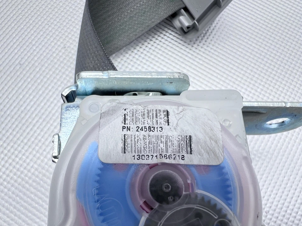 Toyota Avalon 2013-2018 cinturón de seguridad trasero derecho retractor 7336007041 OEM Foto 2 de 4