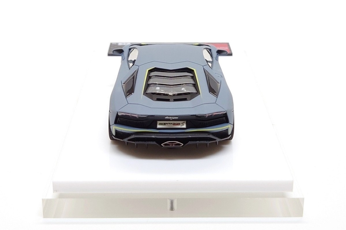 Make Up Eidolon 1:43 Lamborghini Aventador S Japan Edition in