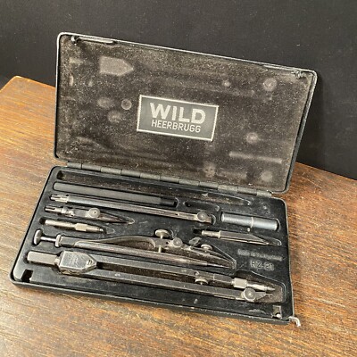 Vintage Wild Heerbrugg RZ-21 Swiss Drafting Compass Set w Hard Case Switzerland