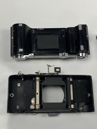 Rara fotocamera vintage Kodak Ektra 35 mm pellicola telemetro + Exa II: per parti di ricambio, così com'è. - Foto 20 di 24