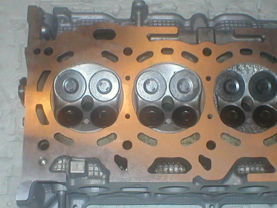 TOYOTA 1.5 ECHO SCION xA 1NZFE 2000-2006 REBUILT CYLINDER HEAD NO CORE REQUIRED Foto 2 de 4