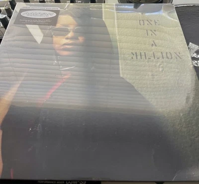 Aaliyah - One In A Million 2XLP Coke Bottle Clear & Cream Vinyl SEALED NEW • 42.99$