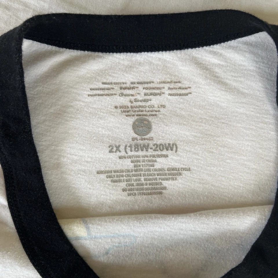 Camiseta Hello Kitty And Friends Ringer 2X Camiseta 18w-20w Para Mujer’s Foto 4 de 4