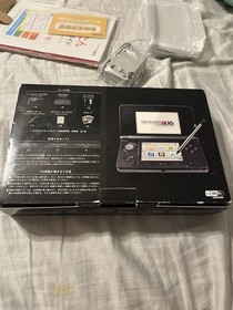 Nintendo 3DS Cosmo Black CIB Complete In Box Japanese OEM Clean Tested/Working