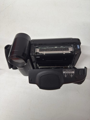 Sharp Camcorder Model VL-E37 (No Battery) - Picture 6 of 11