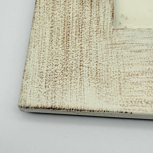 PIER 1 IMPORTS Hanging White Washed PICTURE FRAME 4" X 6" Set 2 - Picture 3 of 7