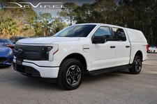 2022 Ford F-150 Lightning XLT Pickup 4D 5 1/2 ft