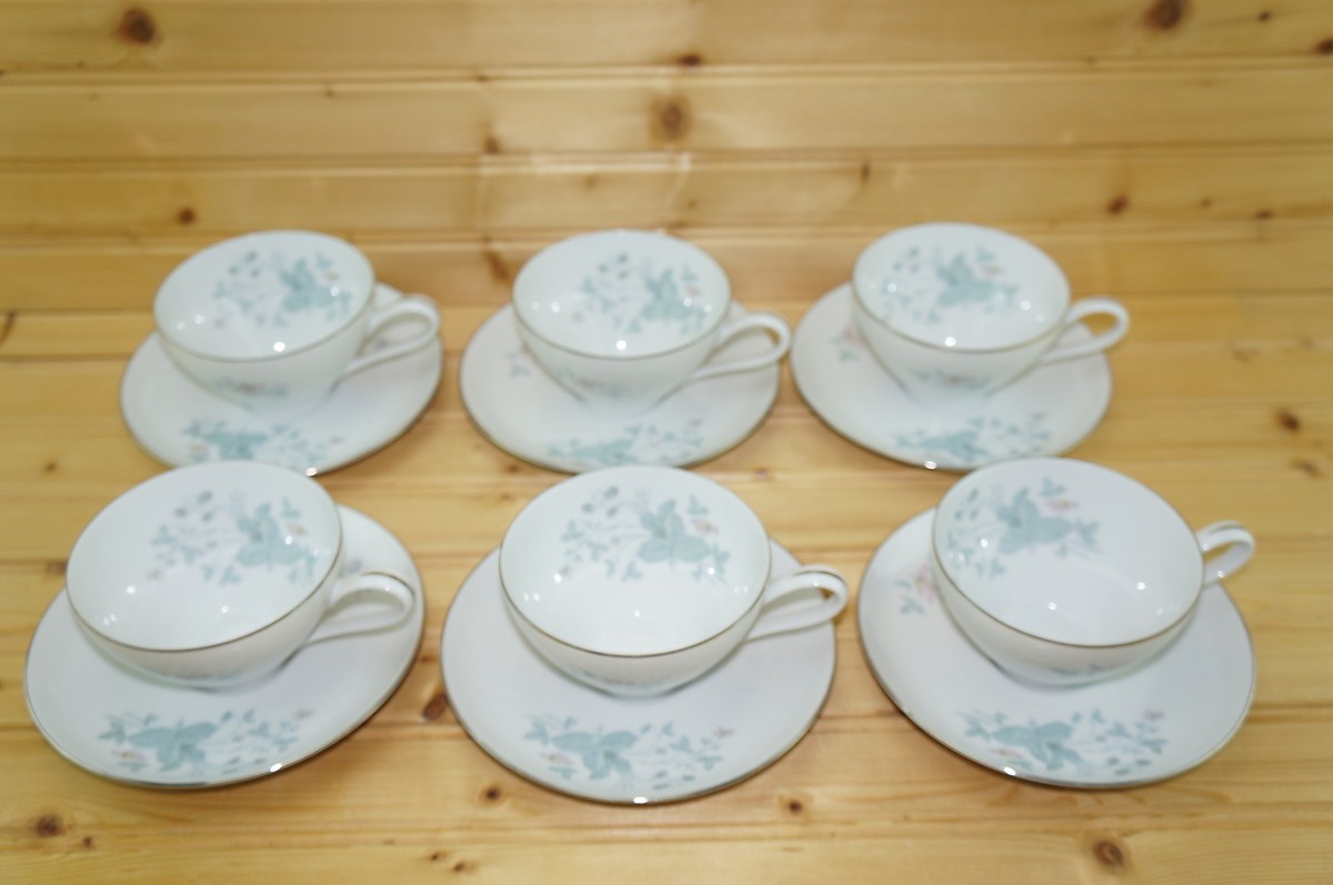 KPM 629 White (6) Cups, 2 1/4