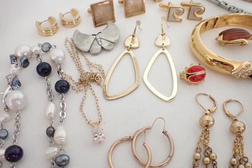 42 Pc Vintage & Modern Jewelry Lot Wearable Ciner Michael Kors Cultured Pearls - Picture 8 of 13