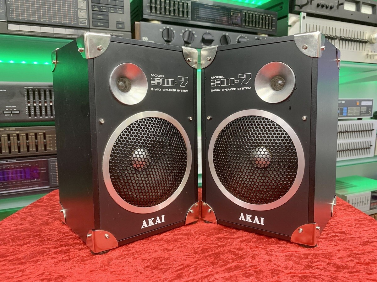 AKAI SW-7 Speaker 2 Way System 80 Watts Vintage Refurbished