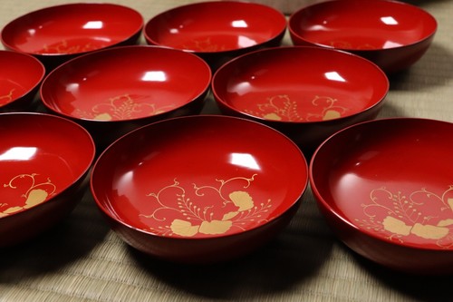 Japanese Red Lacquer Wooden Plates 4.65inch Set of 19 Gold Paulownia Meiji Era - Picture 12 of 20