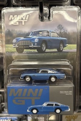 Mini gt #954 Aston Martin DB5 sierra blue