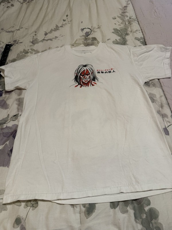 Attack On Titan Men's Graphic Tee White Solid Anime Medium