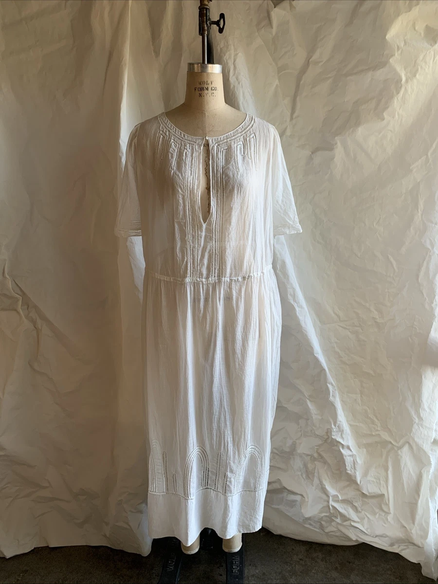 white christmas dresses 1920s dress in maroon red with a sweetheart neckline main image 0