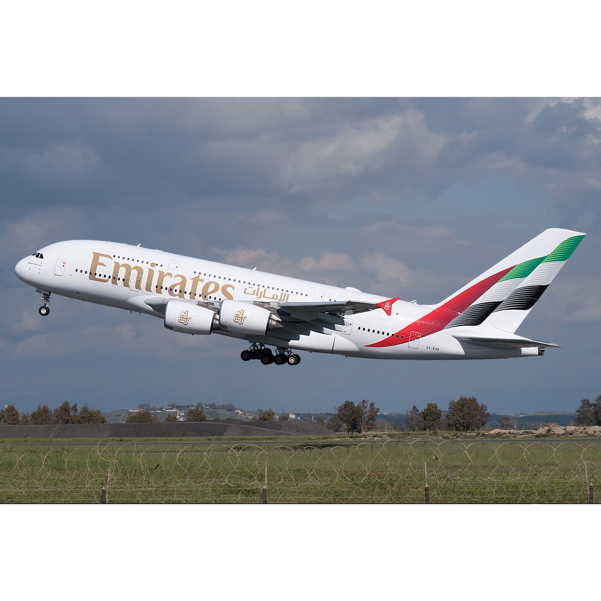 [値下げ]EMIRATES航空　AIRBUS A380 1/400 AVIATION 1/400 Emirates Airlines Airbus A380 A6-EOE XB0006