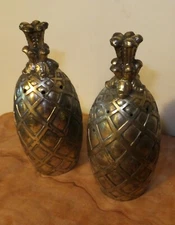 Vintage Brass Salt & Pepper Shaker Set 