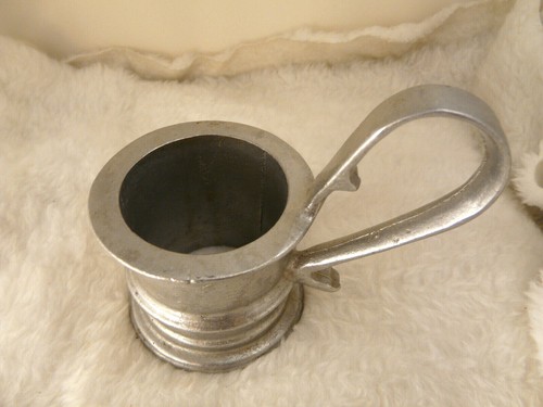 VINTAGE PEWTER CUP HOLDER - Picture 3 of 5