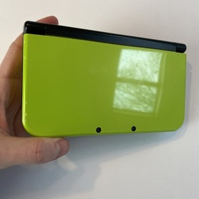 New Nintendo 3DS XL Handheld Console Lime Green With Charger Stylus