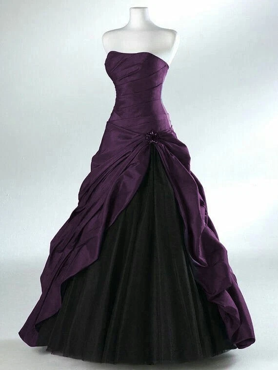 Gothic Wedding Dresses Sleeveless A Line Vintage Satin Grey Purple Bridal Gowns - Image 2 of 4