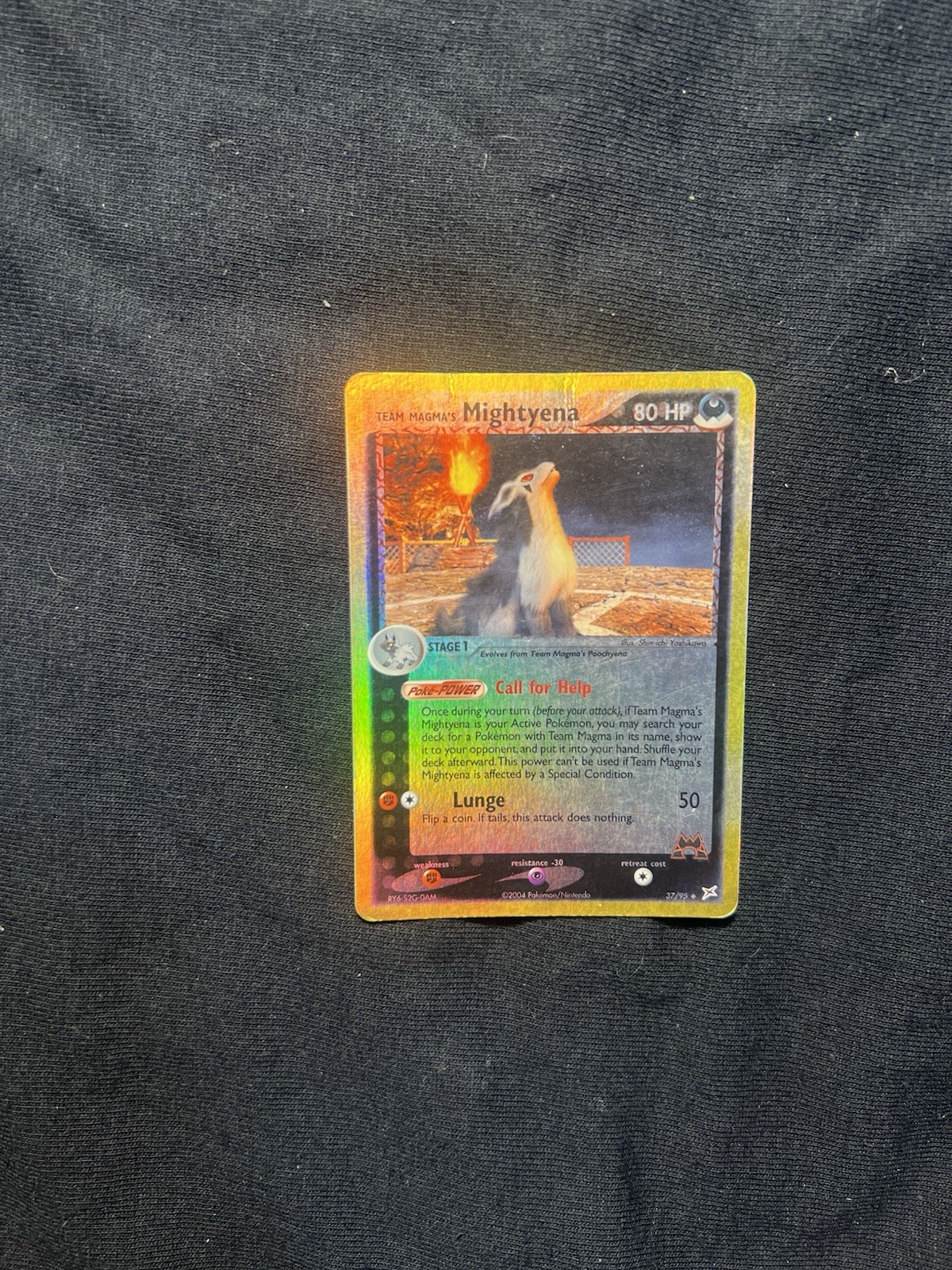Team Magma's Mightyena 37/95 Team Magma vs Team Aqua Reverse Holo