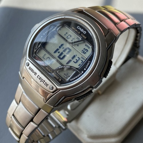 Casio Wave Ceptor Alarm Light Chronograph World Time WV-58U Multi Band