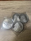 MERRY CHRISTMAS Peace on Earth 1 Troy ounce  .999 Fine Silver Round Coin 1993