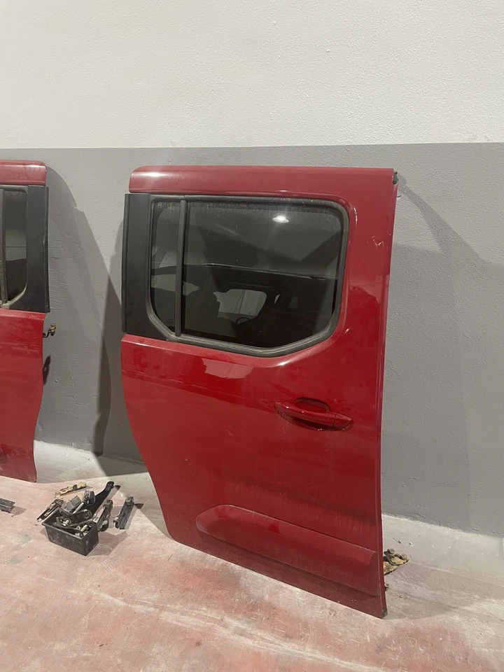 Puertas Laterales Opel Combo Life - Imagen 2 de 3