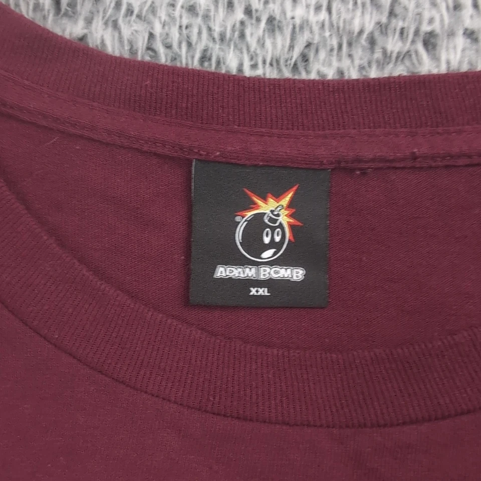Camisa The Hundreds Adam Bomb Hombres 2XL XXL Roja Manga Corta Logo Bomb Street Wear Foto 2 de 4
