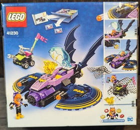 LEGO DC Super Hero Girls Batgirl Batjet Chase 41230