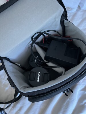 Canon EOS 200D 24.2MP Digitalkamera - Schwarz (Kit mit EF-S...