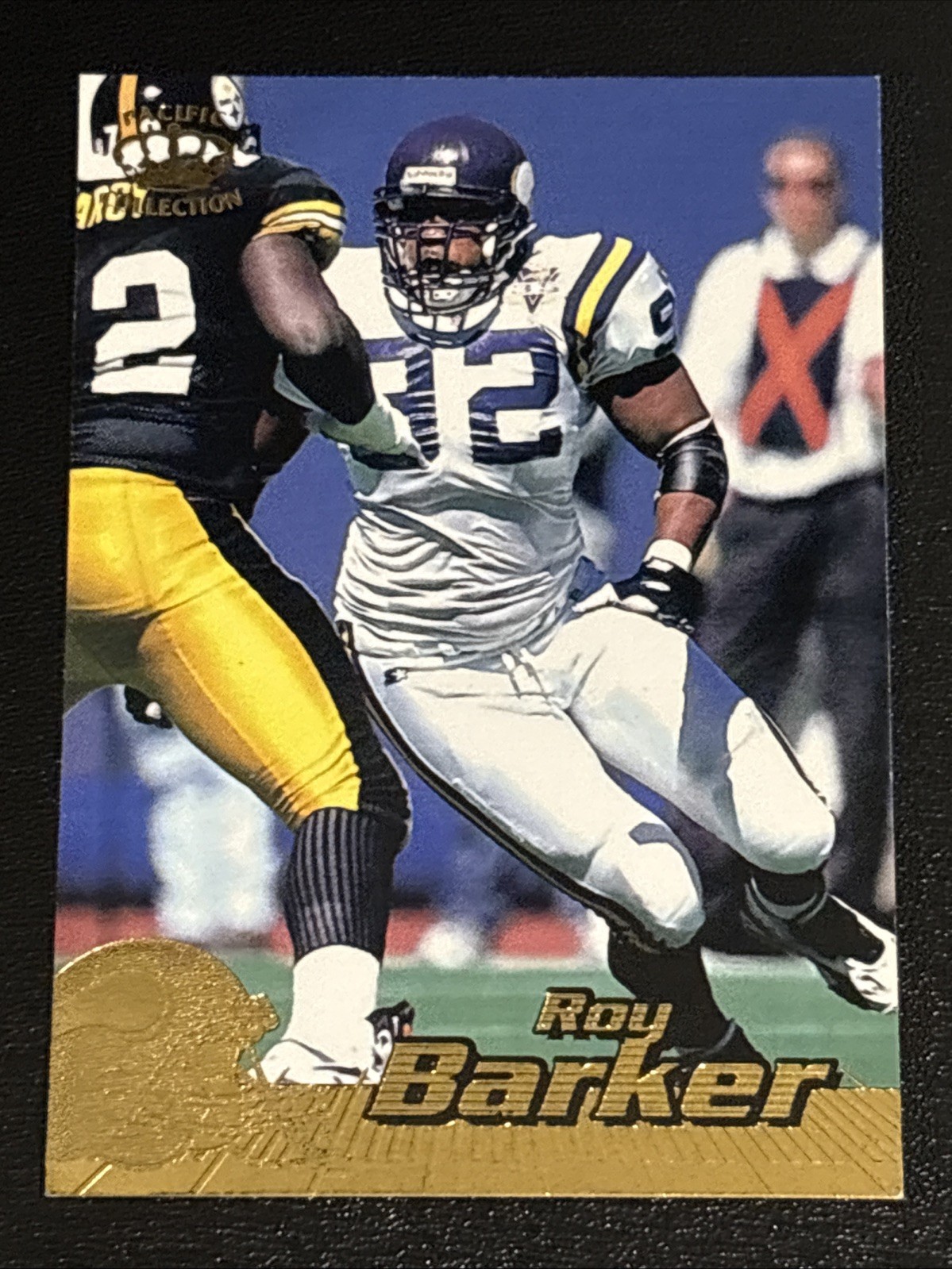 Football 1996 Pacific Roy Barker Minnesota Vikings Defensive End #253