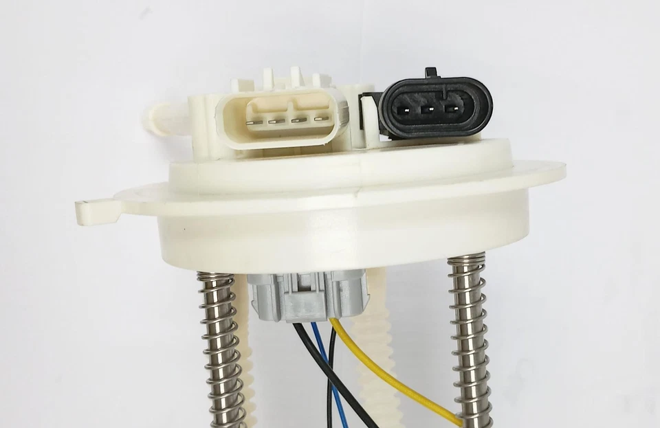 Módulo de bomba de combustible Airtex E3572M para GMC Chevrolet Sierra 1500 5,3 L 2002-2005 Foto 3 de 4