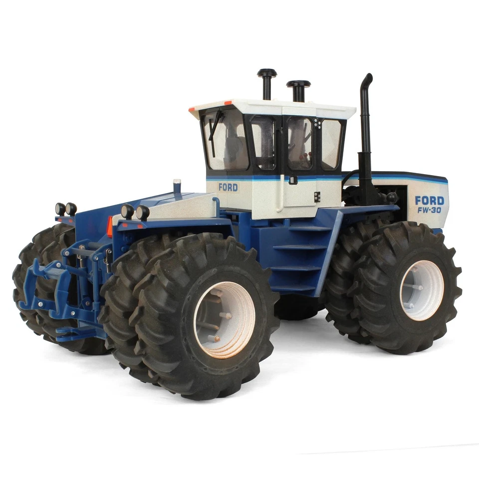 Unidad de persecución de polvo de trabajo de campo ERTL 1/16 Ford FW-30 4x4 con dobles, 16478-campo-polvo Foto 3 de 4