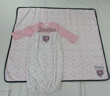 Chicago Bears NFL Team Apparel Infant Pink Body Suit and Blanket 2 Piece Set