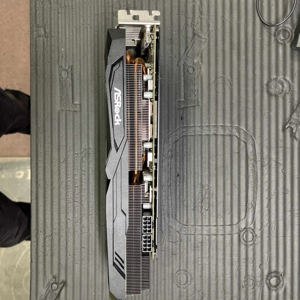 Video ASRock Radeon RX 5700 XT 8 GB GDDR6 PCI Express 4.0 vendedor de confianza mayor de 20 años Foto 2 de 4