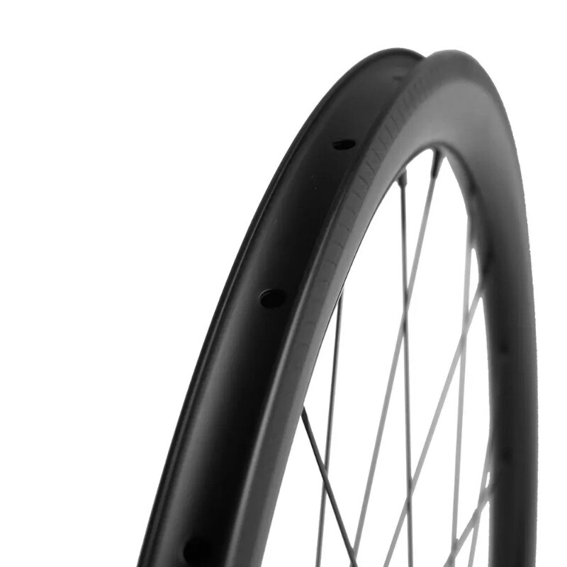 Set ruote bici da strada in fibra di carbonio 700C UD finitura lucida larghezza 25 mm profondità 38 mm foto 4