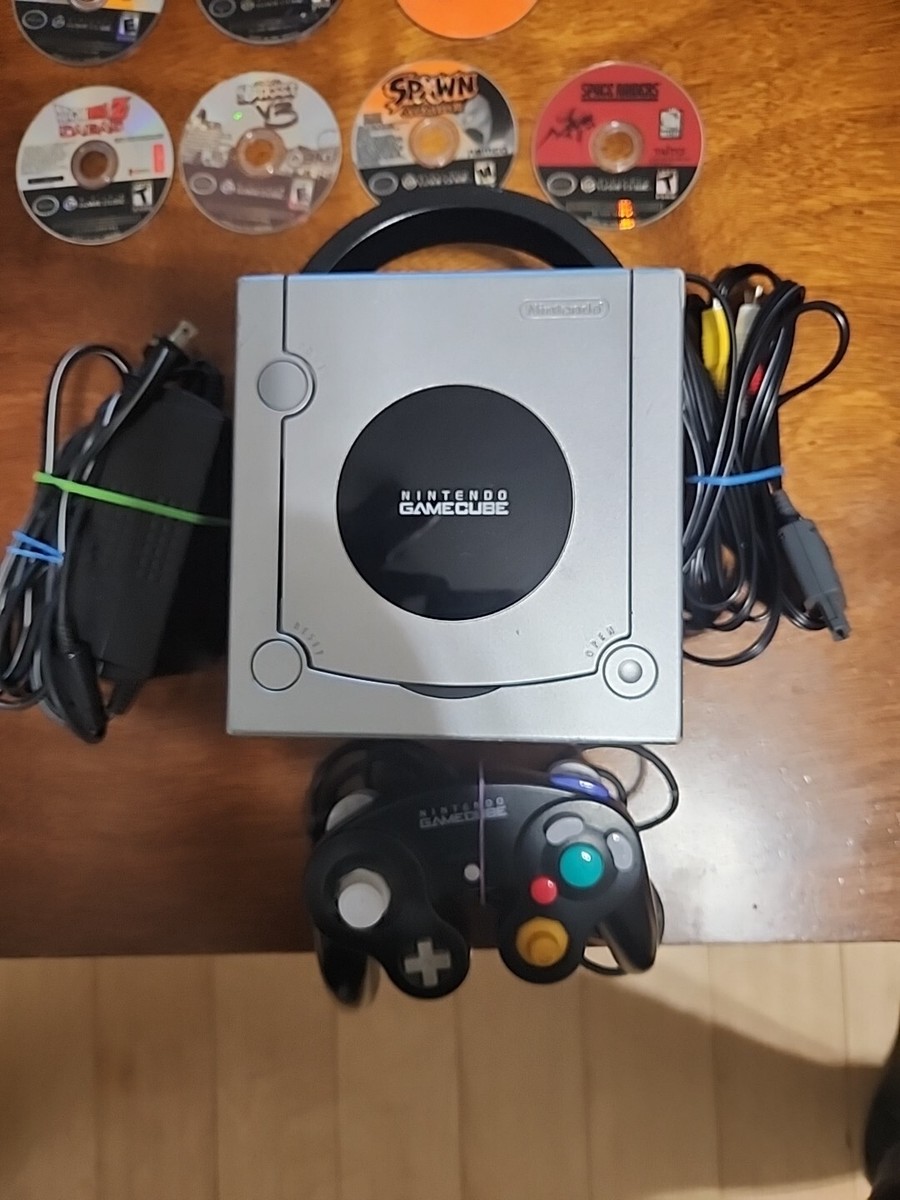 Nintendo GameCube Platinum Console DOL-101 Complete W/ 7 games