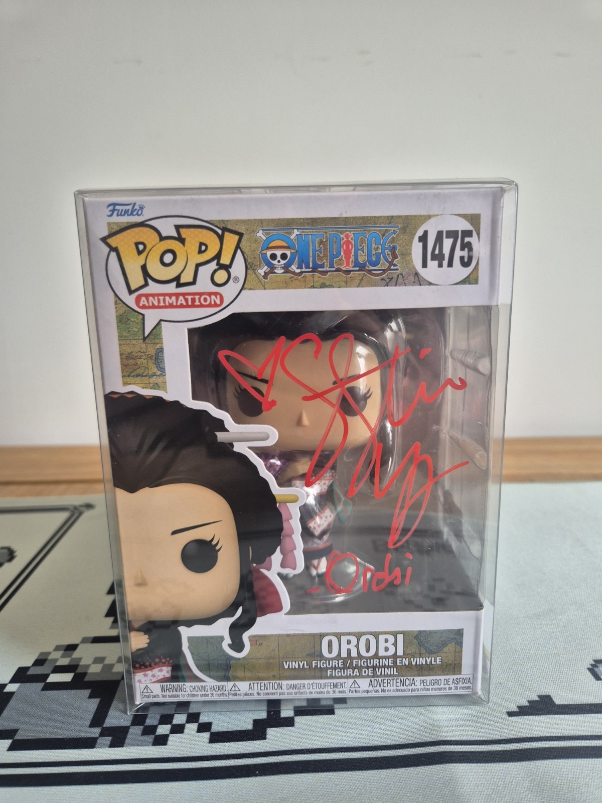 Funko Pop Stephanie Young firmado One Piece Orobi 1475 VA + CERTIFICADO DE AUTENTICIDAD + Protector gratuito