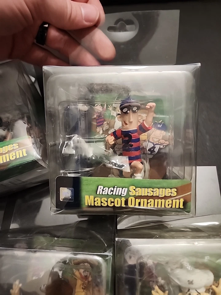 Milwaukee Brewers Béisbol Carreras Salchichas Navidad Adorno Mascota Para Siempre Foto 3 de 4