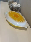 Vintage Pyrex Sunflower Daisy Divided Casserole Dish w/Lid 1.5 Quart Made In USA