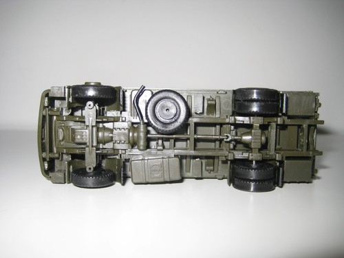 Herpa Maag H0 740111 - Camión militar MAN 5t con plataforma con lona - Imagen 13 de 15